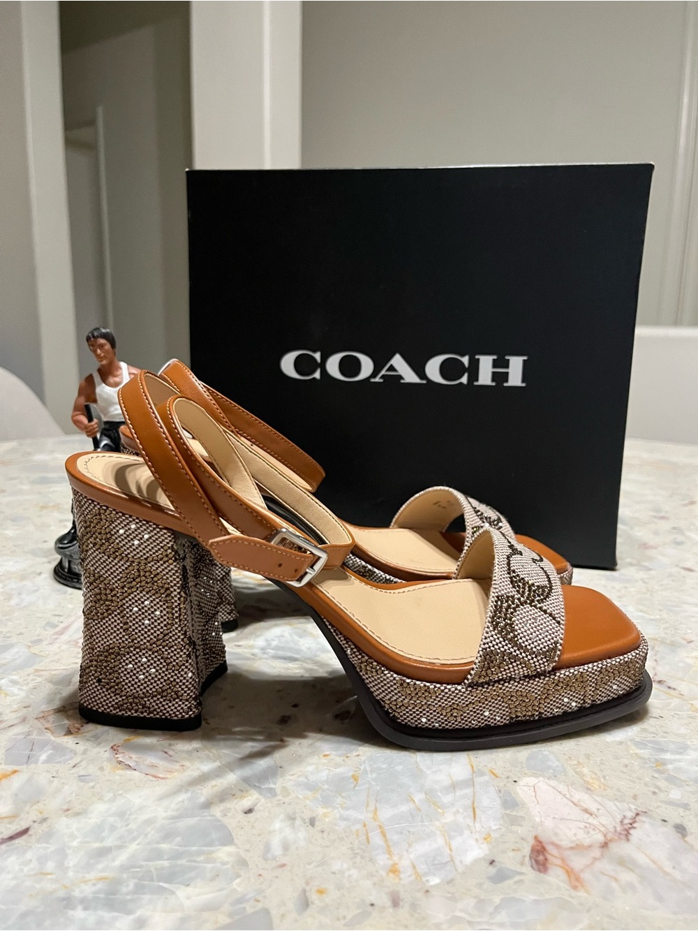 Coach Platform Sandal In Crystal Signature Jacquard NIB - Picture 5 of 13